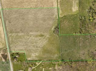 8420 Plank Rd, Montville, OH 44064