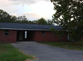 110 Colonial Dr, Butler, AL 36904