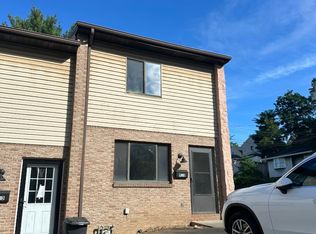 915 Roy St, Braddock, PA 15104