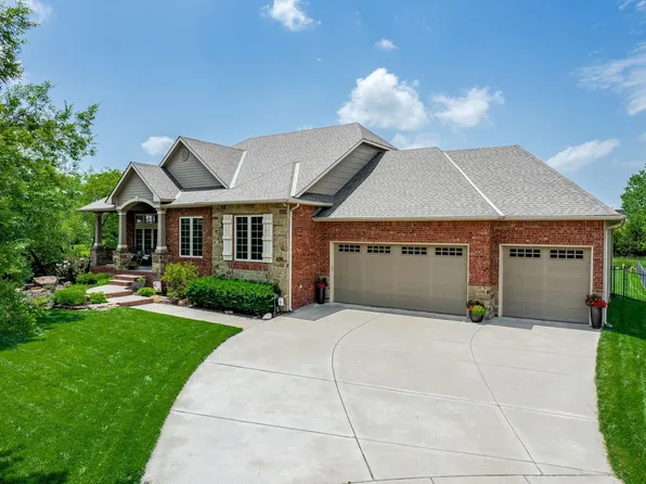 9901 W Westlakes Ct, Wichita, KS 67205