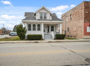 2213 Racine St, Mount Pleasant, WI 53403