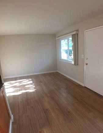 2nd image of 2130 Park Ave APT 20
