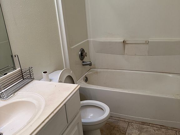 2nd image of 9319 Belleclaire Ln