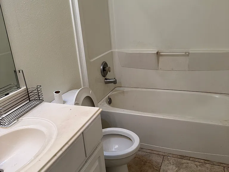 9319 Belleclaire Ln — Photo 2