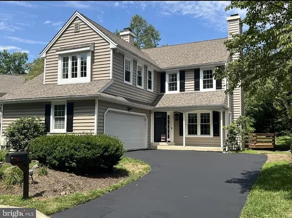 18 Killdeer Ln, Downingtown, PA 19335
