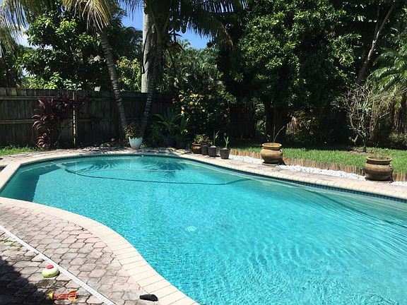 2nd image of 5715 SW 88th Ave