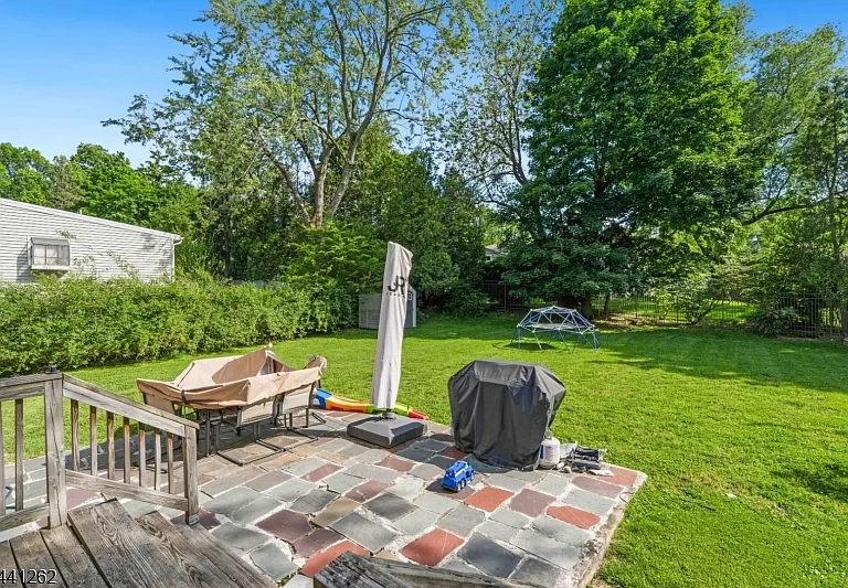 42 Brandon Ave — Photo 28
