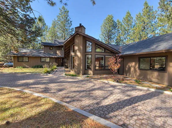 60615 River Bend Dr, Bend, OR 97702