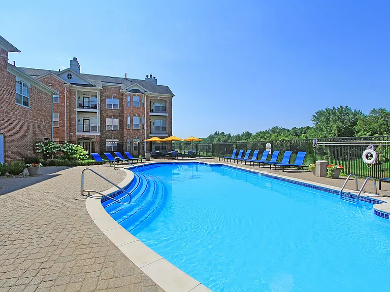The Biltmore Apartments — Photo 12