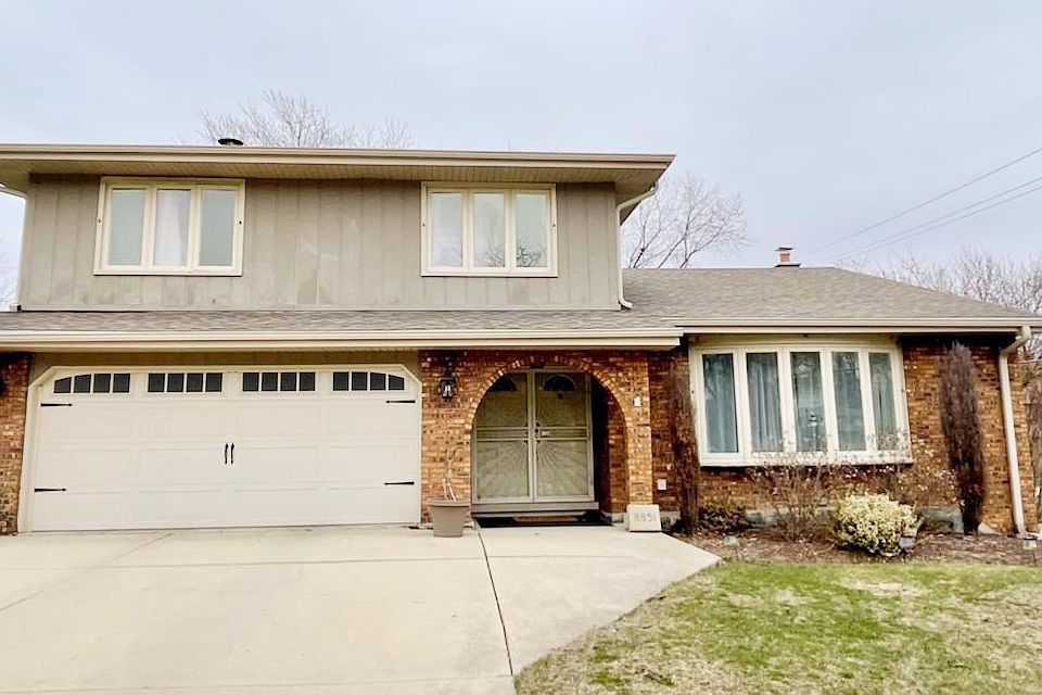 1st image of 8851 S 83rd Ct