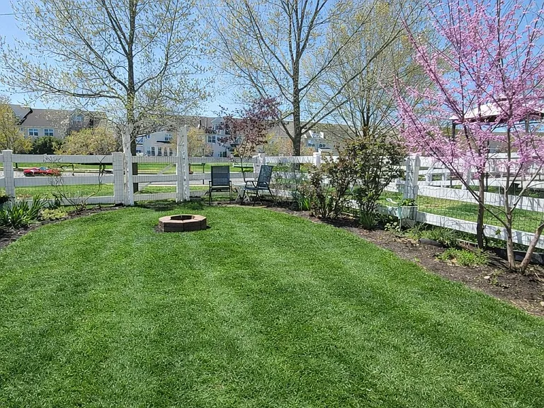 417 Wilmore Dr — Photo 12