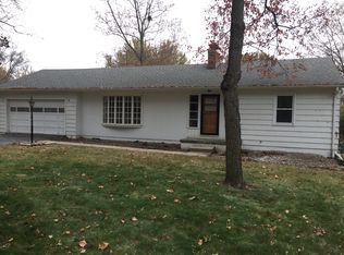 17 NW 83rd St, Kansas City, MO 64118