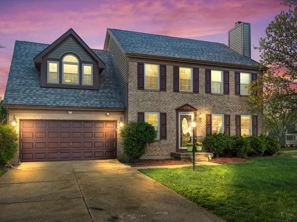 8938 Hialeah Dr, West Chester, OH 45069