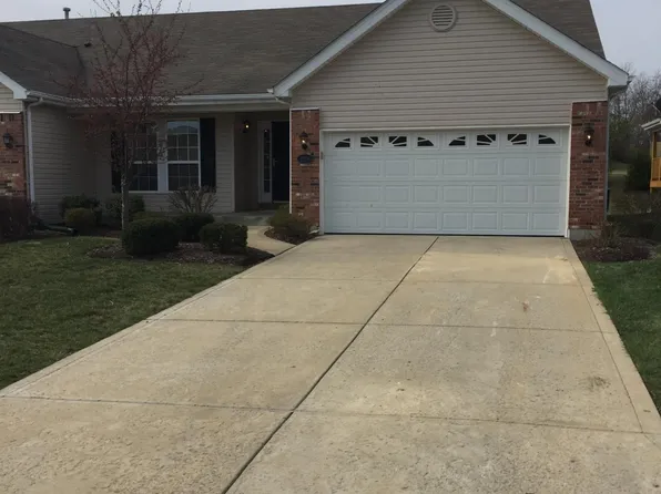 109 Fallon Villas Ct, O'Fallon, MO 63368