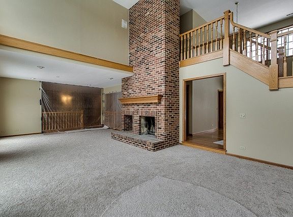 3rd image of 6N580 Heritage Ct