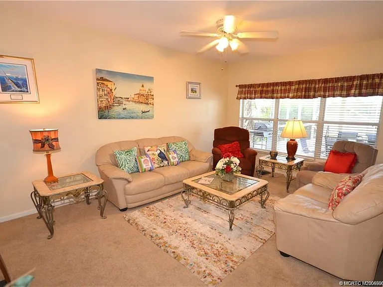 753 NW Waterlily Pl — Photo 8