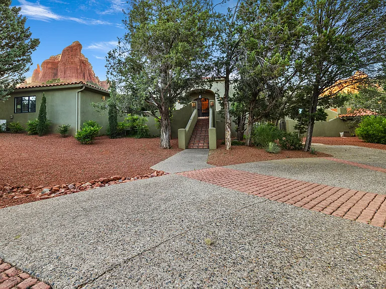 20 Shadow Rock Dr — Photo 47