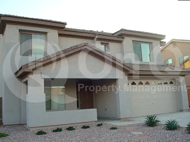 14581 W Banff Ln — Photo 2