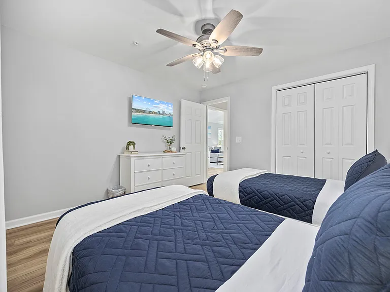 485 White River Dr #30G — Photo 14