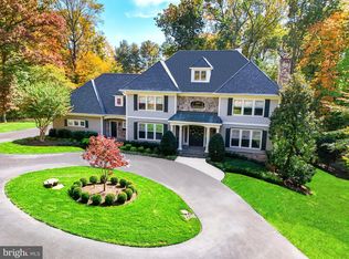 492 River Bend Rd, Great Falls, VA 22066