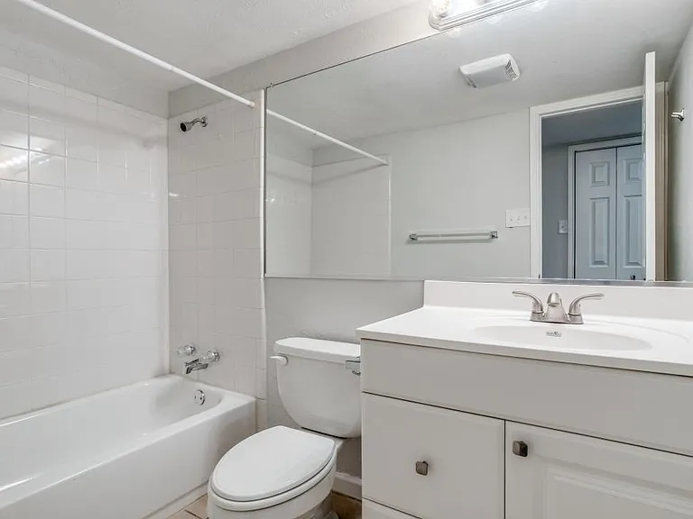 5532 Gibson Dr — Photo 20