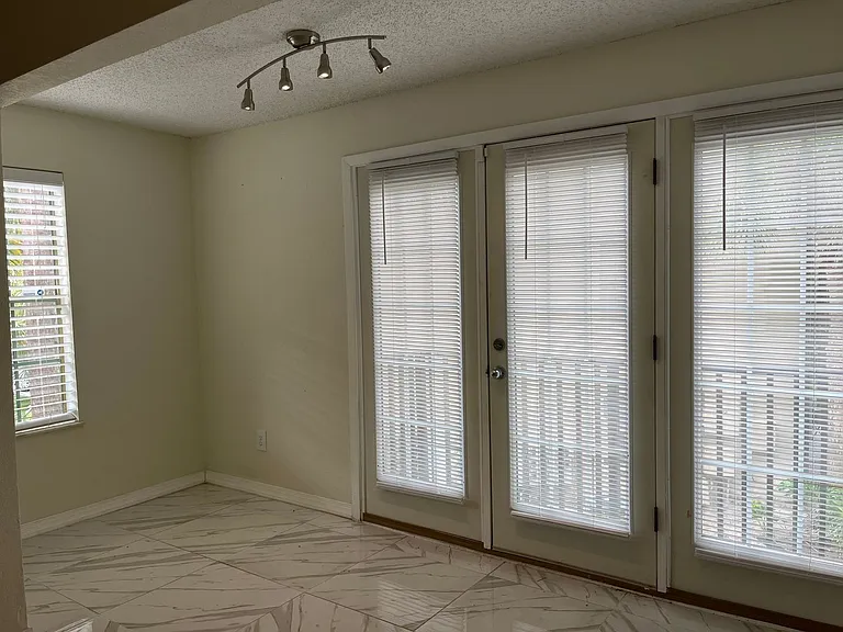 232 Afton Sq #201 — Photo 9
