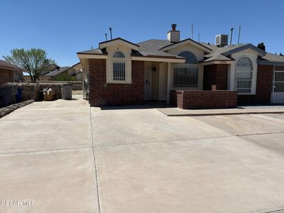 1550 Greg Powers Dr #A, El Paso, TX, 79936