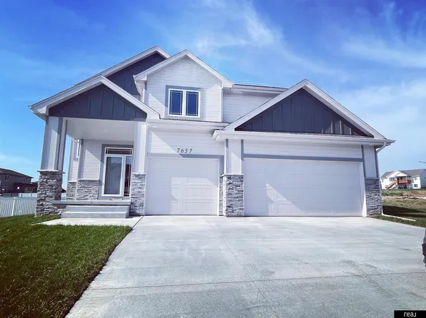11513 S 116th St, Bellevue, NE 68133