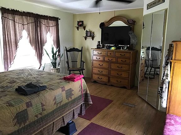 4th image of 336 Forest Park & Marc S