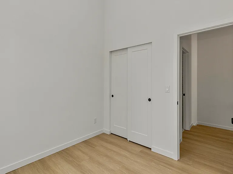 832B S Sullivan St #B — Photo 16