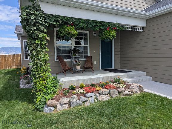 4th image of 2239 Sturnella Ln