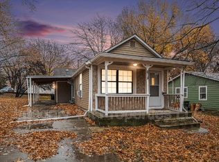 618 N 11th St, Leavenworth, KS 66048