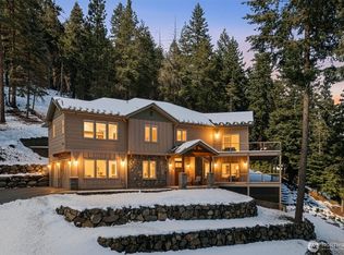 6760 Forest Ridge Dr, Wenatchee, WA 98801