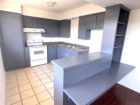 2nd image of 1516 New Ave #F2