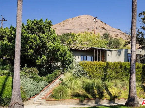 1011 W Mountain St, Glendale, CA 91202