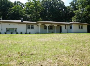 10501 Mitchell Hill Rd, Fairdale, KY 40118