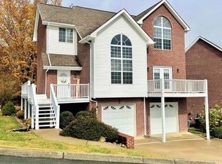 803 Radcliff Dr, Dandridge, TN 37725