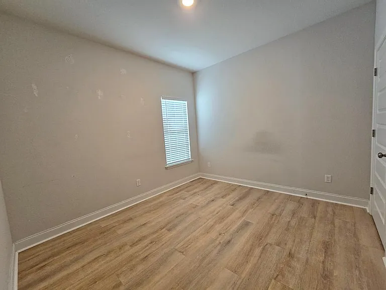 5175 Grand Oak Cir — Photo 18