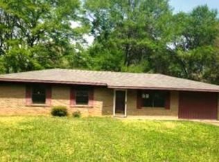 206 Bryan St, Kosciusko, MS 39090