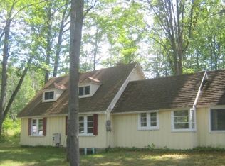 803 W Higgins Lake Dr, Roscommon, MI 48653