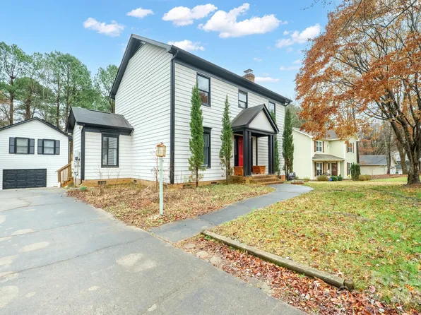 8730 Rittenhouse Cir, Charlotte, NC 28270