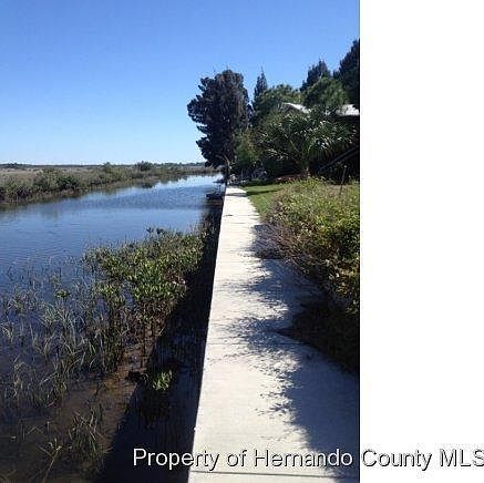 1st image of 10541 Pine Island Dr