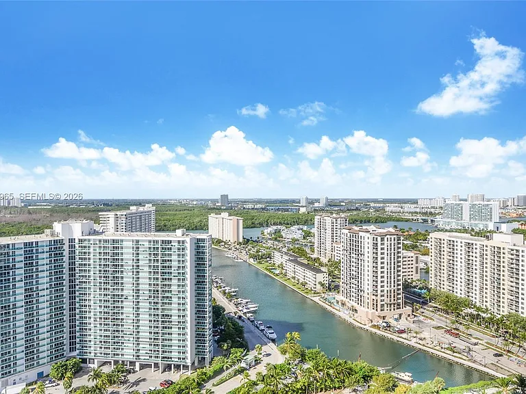 15701 Collins Ave #2302 — Photo 21