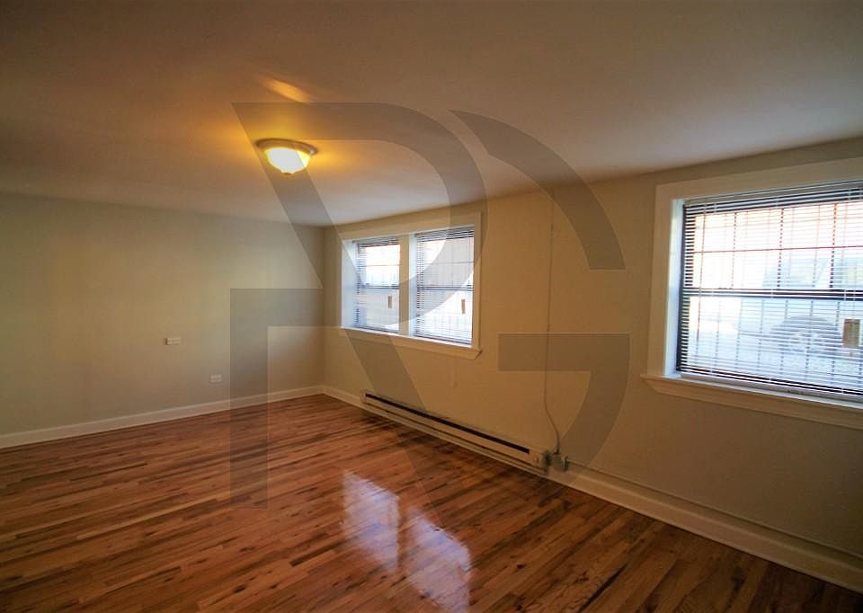 1st image of 719 W Barry Ave #727GDN