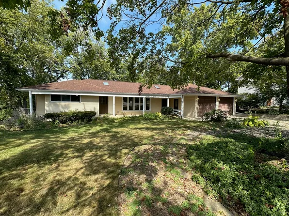 1518 Herbert St, Downers Grove, IL 60515