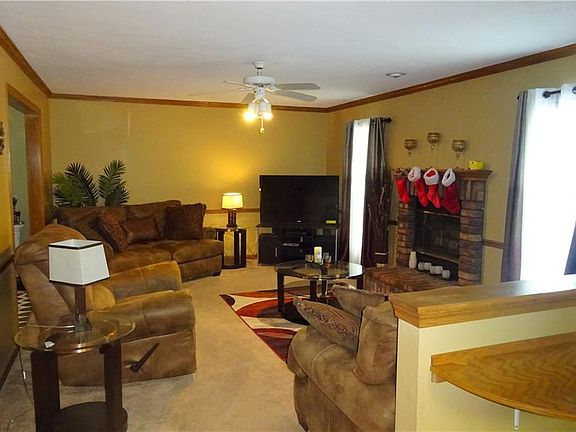 2nd image of 487 Amberwood Dr