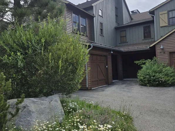 1101 Pyramid Peak Dr, Mammoth Lakes, CA 93546