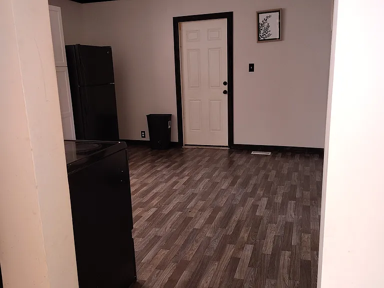 101 Hope Ave — Photo 5