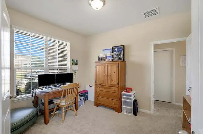 402 Zenith Rd — Photo 109