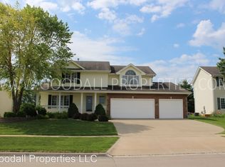 390 SE Rosenkranz Dr, Waukee, IA 50263